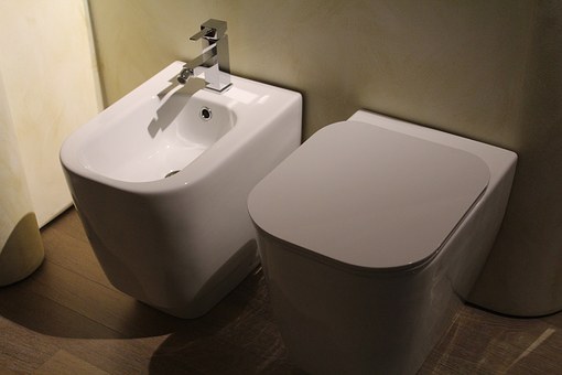 bidet fitted toilet for disabled unable to wipe bum